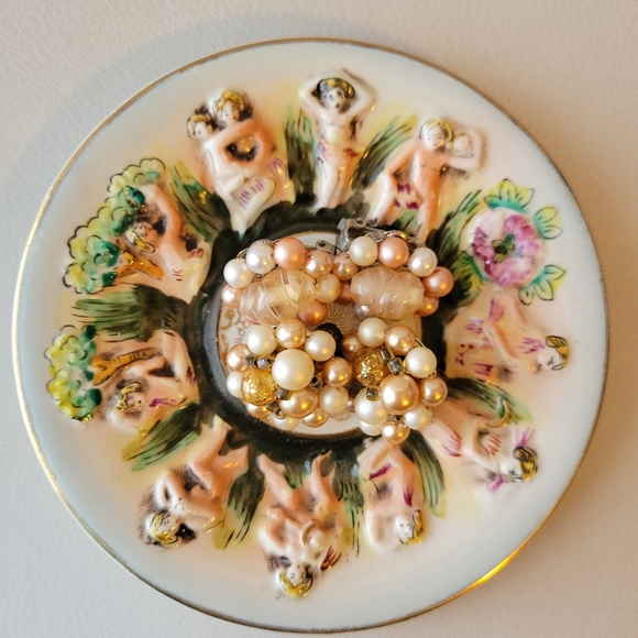 Vintage Jewelry 2 Pairs Vintage Clipon Beaded Earrings Mcm Japan